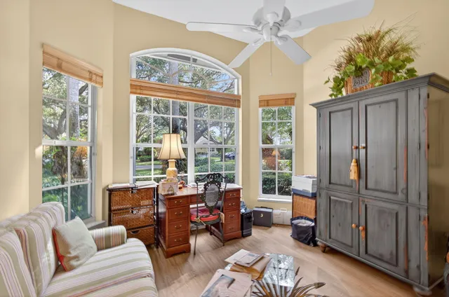 $1,395,000 | 9923 Southeast Oak Tree Terrace, Tequesta, FL 33469