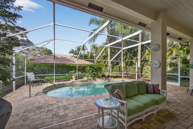 $1,395,000 | 9923 Southeast Oak Tree Terrace, Tequesta, FL 33469