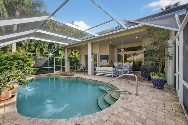 $1,395,000 | 9923 Southeast Oak Tree Terrace, Tequesta, FL 33469