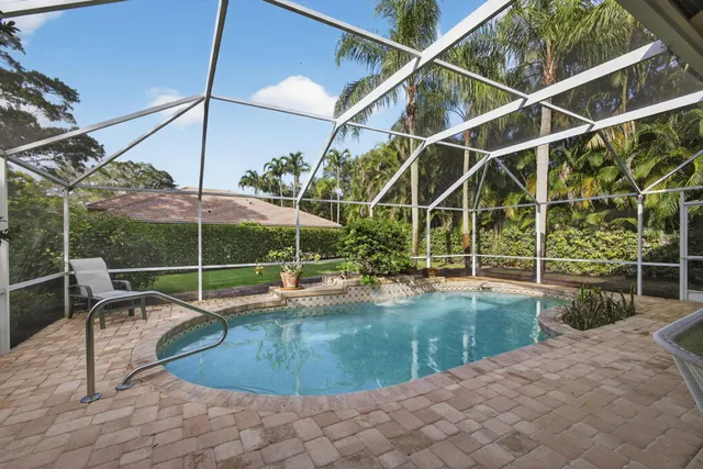 $1,395,000 | 9923 Southeast Oak Tree Terrace, Tequesta, FL 33469