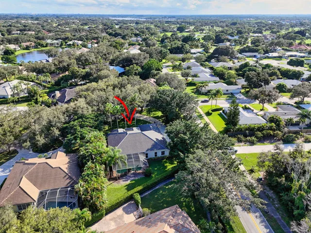 $1,395,000 | 9923 Southeast Oak Tree Terrace, Tequesta, FL 33469