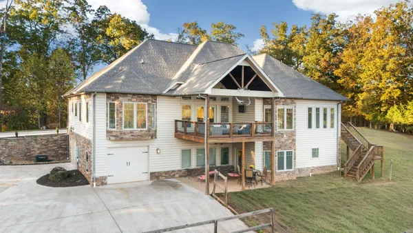 $1,294,000 | 549 Old Bacon Road Northeast, Charleston, TN 37310