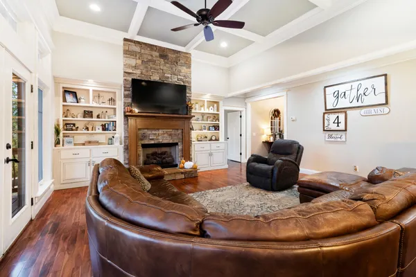 $1,294,000 | 549 Old Bacon Road Northeast, Charleston, TN 37310