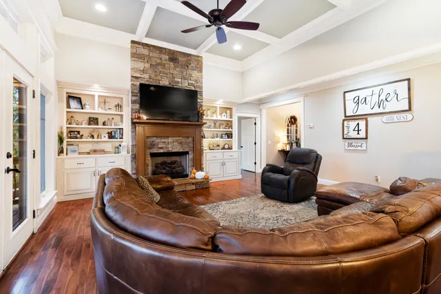 $1,399,000 | 549 Old Bacon Road Northeast, Charleston, TN 37310