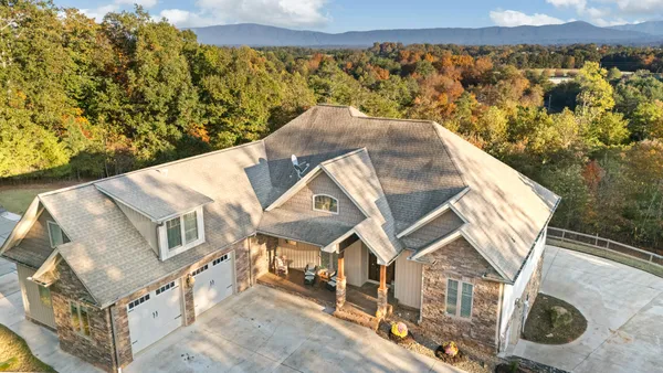 $1,294,000 | 549 Old Bacon Road Northeast, Charleston, TN 37310