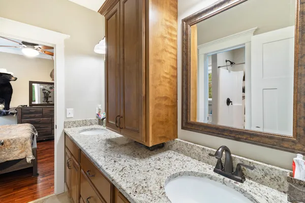 $1,294,000 | 549 Old Bacon Road Northeast, Charleston, TN 37310