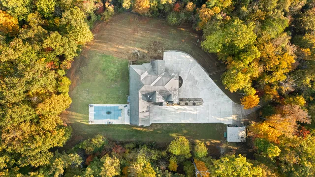 $1,399,000 | 549 Old Bacon Road Northeast, Charleston, TN 37310