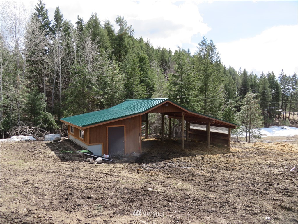 262 Klondike Road Republic, WA 99166 - Photo 5 of 21