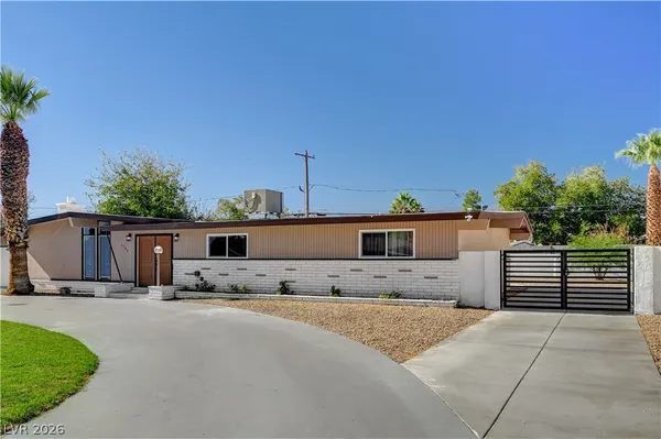 $3,500 | 1799 Valley Drive, Las Vegas, NV 89108