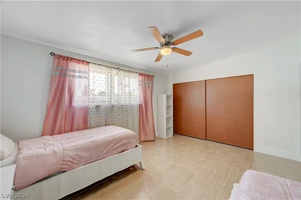 $3,500 | 1799 Valley Drive, Las Vegas, NV 89108