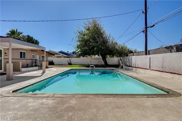 $3,500 | 1799 Valley Drive, Las Vegas, NV 89108