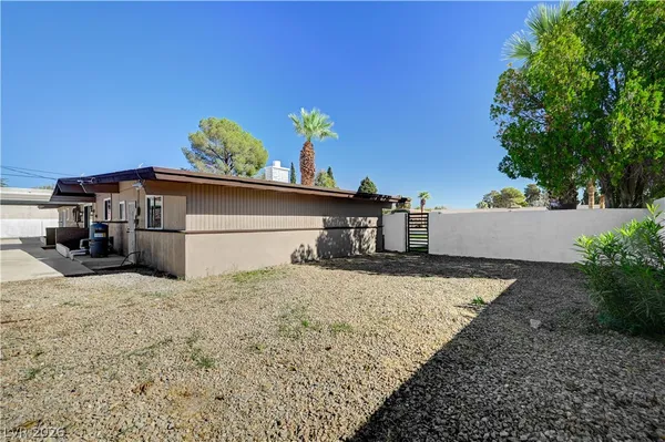 $3,500 | 1799 Valley Drive, Las Vegas, NV 89108