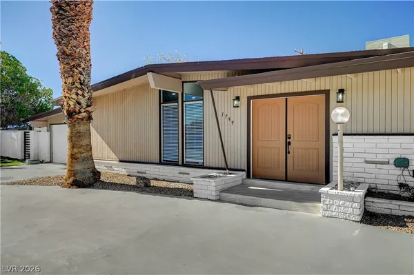 $3,500 | 1799 Valley Drive, Las Vegas, NV 89108