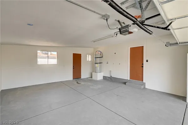 $3,500 | 1799 Valley Drive, Las Vegas, NV 89108