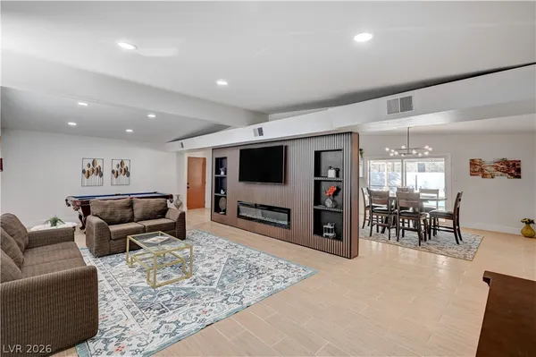 $3,500 | 1799 Valley Drive, Las Vegas, NV 89108