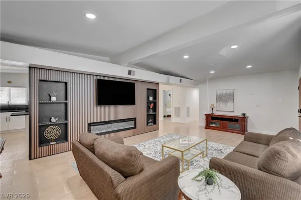 $3,500 | 1799 Valley Drive, Las Vegas, NV 89108