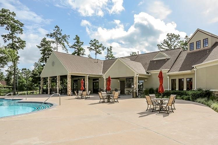 27539 South Lazy Meadow Way Spring, TX 77386 - Photo 19 of 31 The community pool ready for the hot Summer!