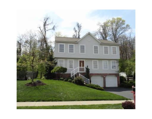 422 Blue Ridge Drive Coraopolis, PA 15108 - Photo 1 of 18 Exterior Front.