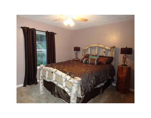 422 Blue Ridge Drive Coraopolis, PA 15108 - Photo 12 of 18 Bedroom.