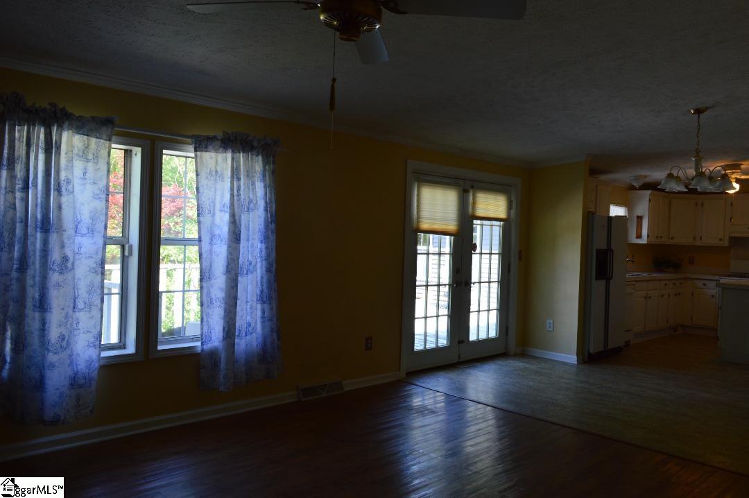 460 State Rd S-42-7057 Campobello, SC 29322 - Photo 12 of 22 Gallery Image 12