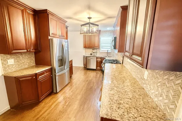 $919,000 | 38 East Hamilton Avenue, Massapequa, NY 11758