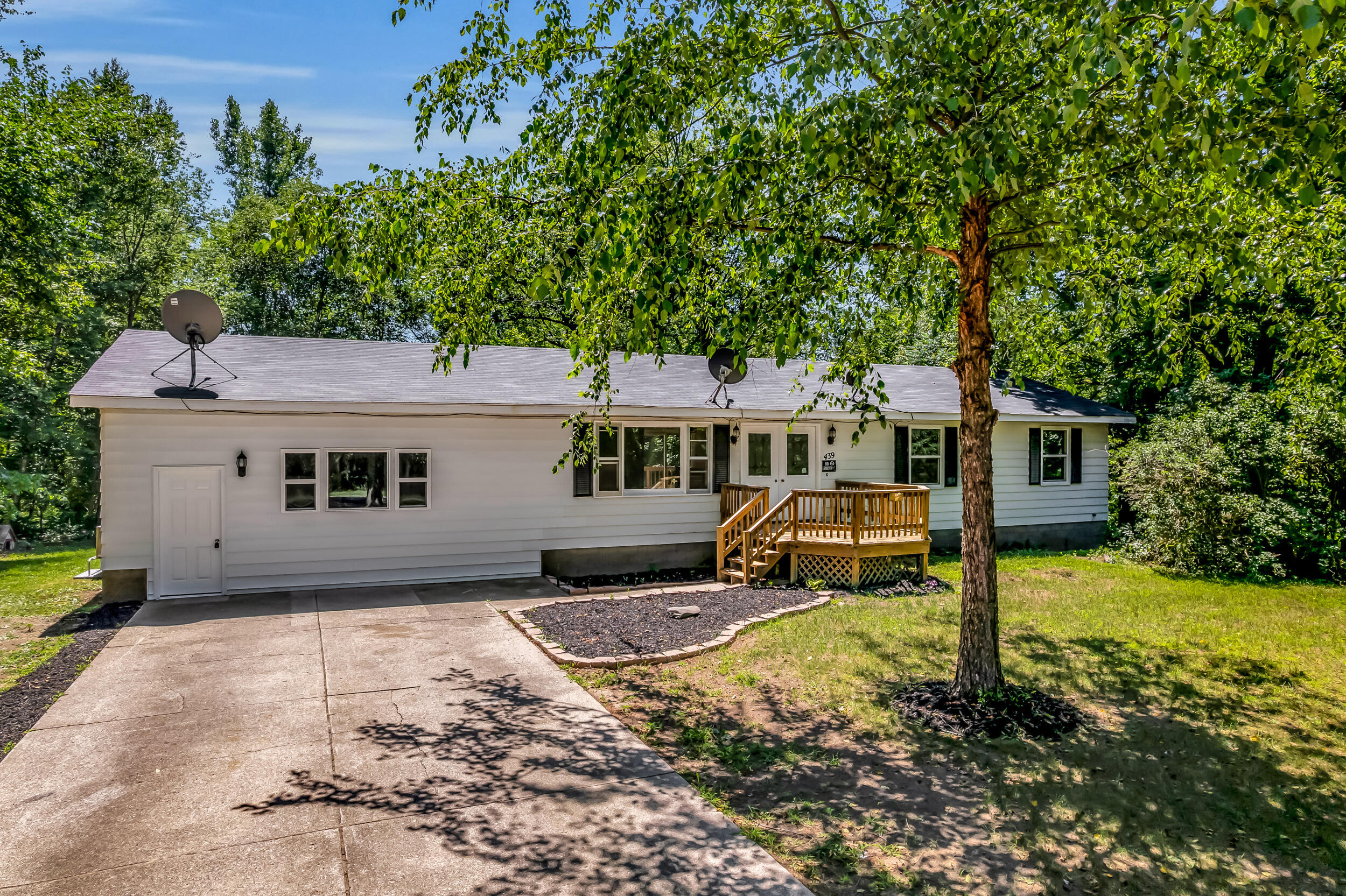 439 West Wilke Road Rothbury, MI 49452 - Photo 2 of 50 3_439 w wilke-42