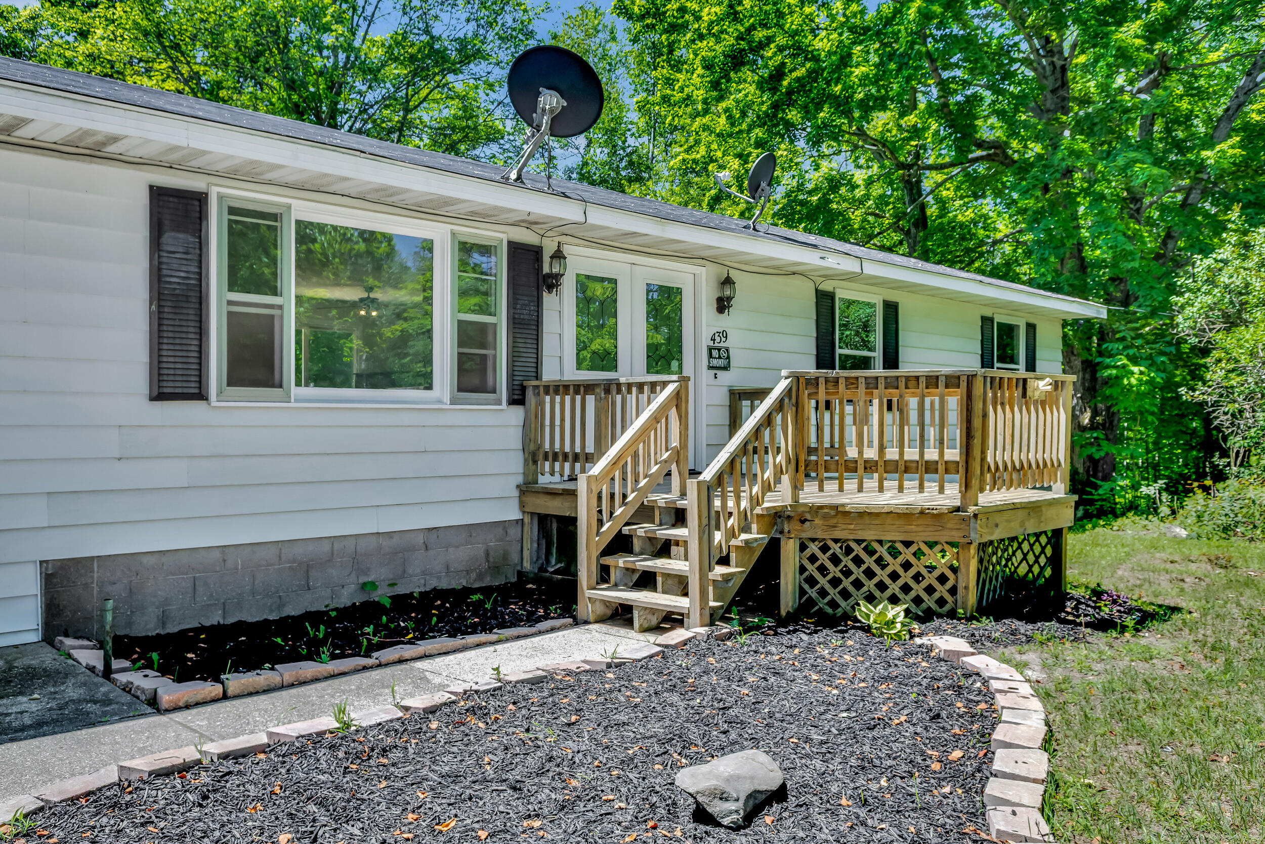 439 West Wilke Road Rothbury, MI 49452 - Photo 7 of 50 4_439 w wilke-35