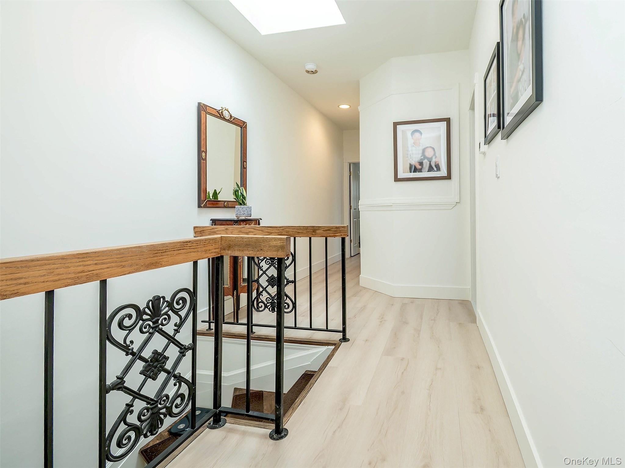 37 Dunwood Road, Unit B Port Washington, NY 11050 - Photo 14 of 27