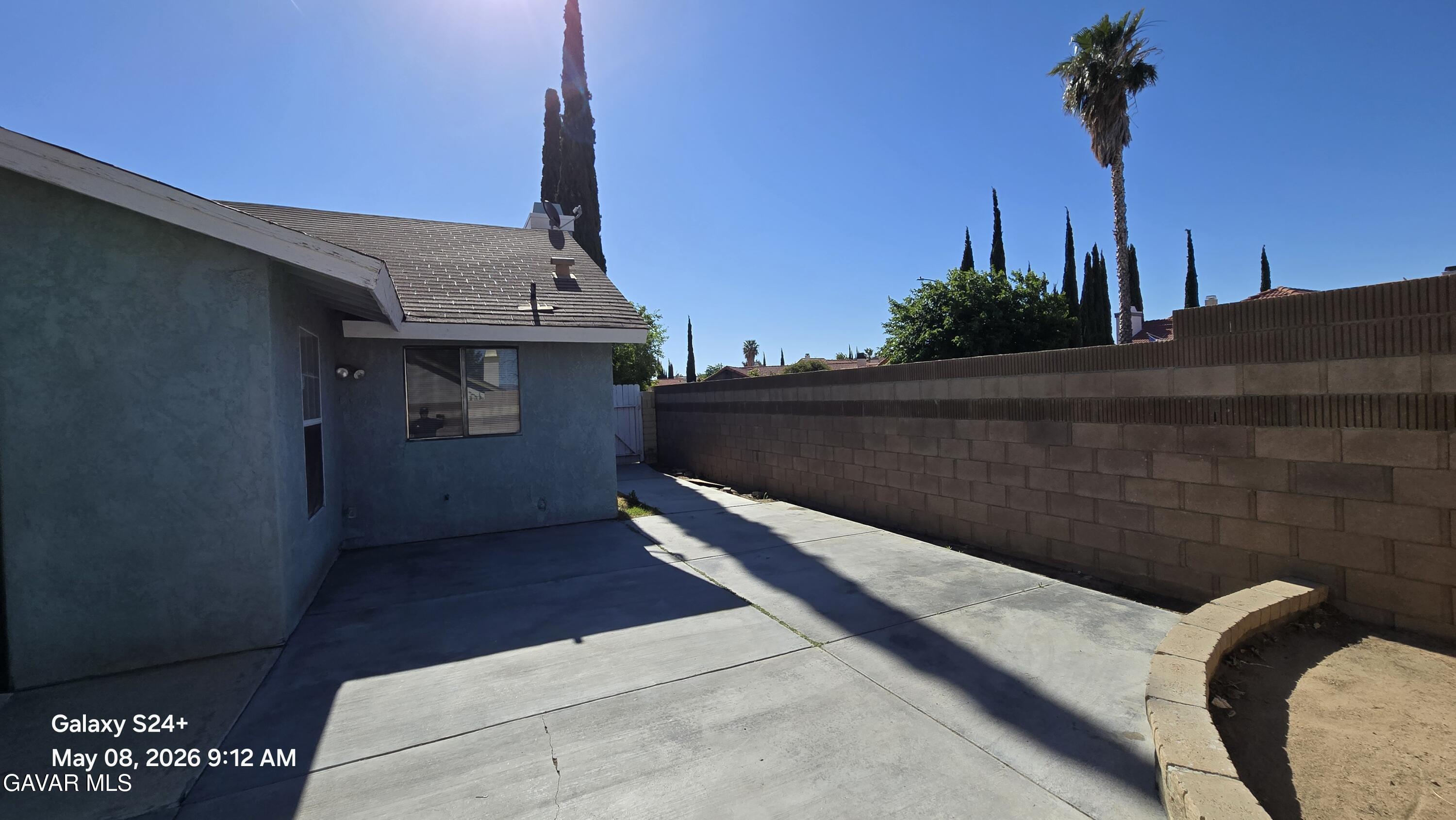 37007 Vía Del Rio Palmdale, CA 93550 - Photo 26 of 27 20260508_091200
