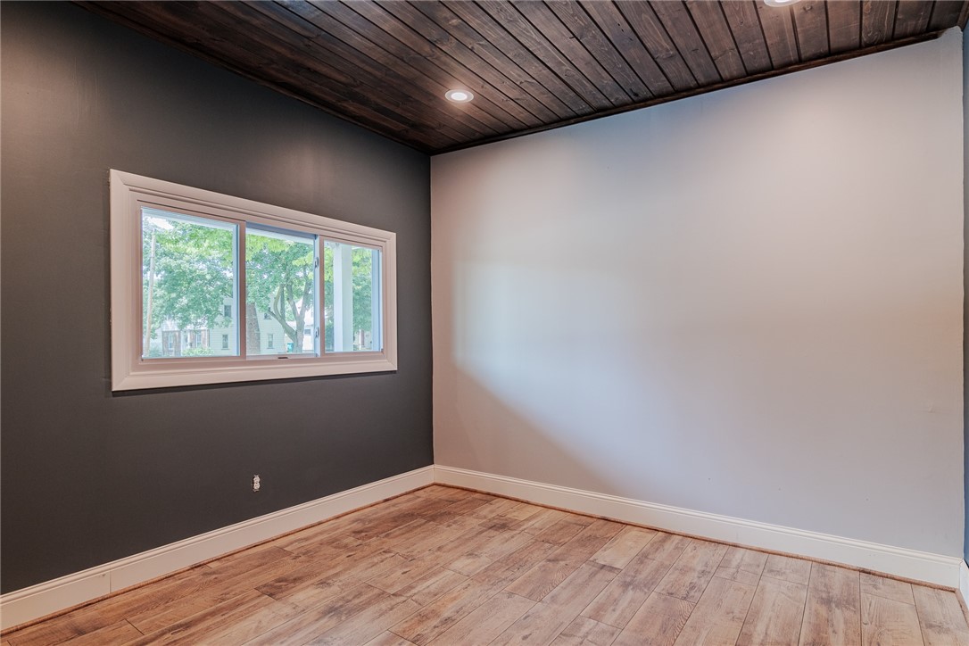 70 Cooper Road Irondequoit, NY 14617 - Photo 13 of 35