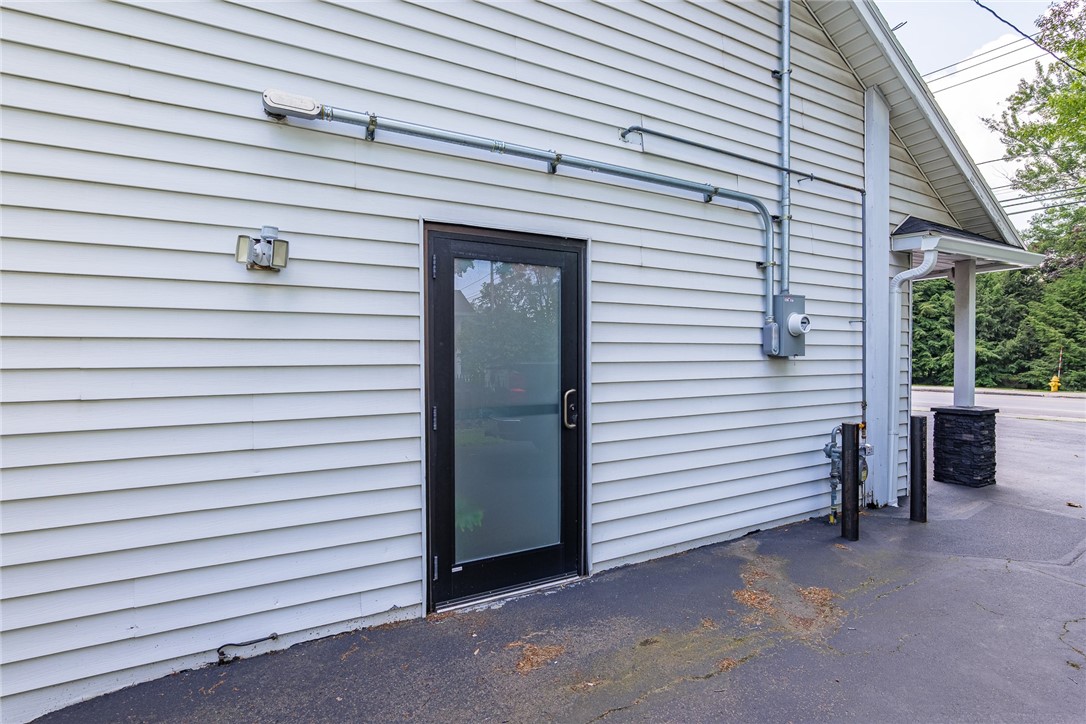 70 Cooper Road Irondequoit, NY 14617 - Photo 31 of 35