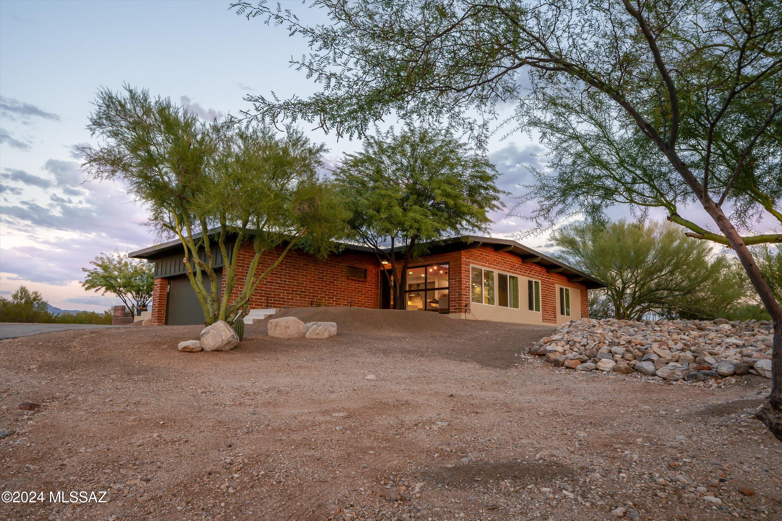 4270 North Swan Road Tucson, AZ 85718 - Photo 38 of 42
