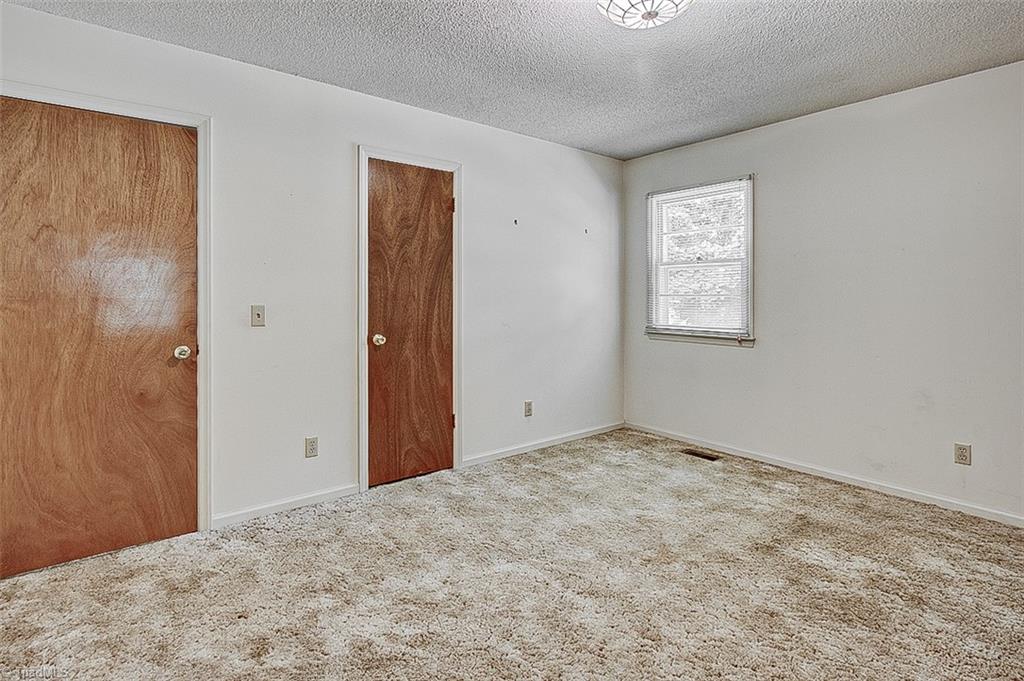 1424 Pepperidge Road Asheboro, NC 27205 - Photo 11 of 17 Gallery Image 11