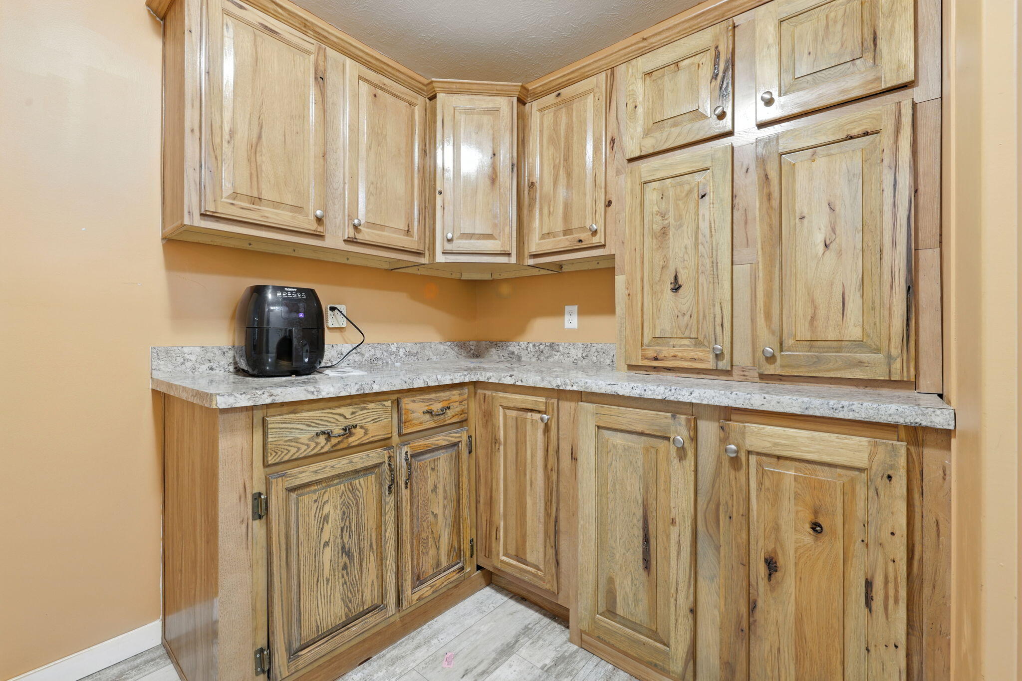 N1152 Spruce Road Bloomfield, WI 53128 - Photo 13 of 34 22-web-or-mls-R5__6665 Jacek Cwik