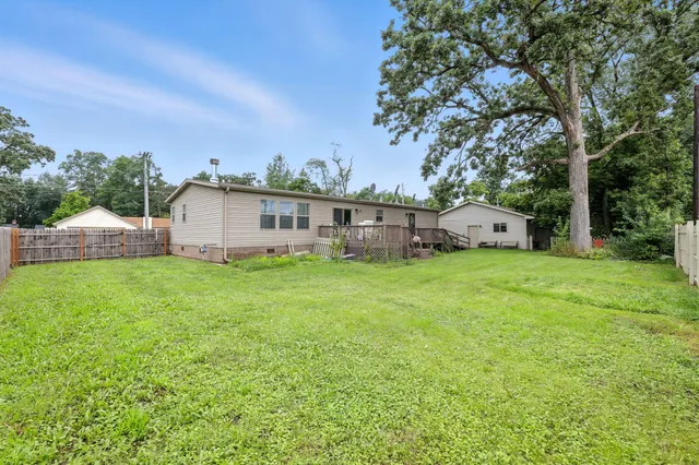 $321,500 | N1152 Spruce Road, Bloomfield, WI 53128