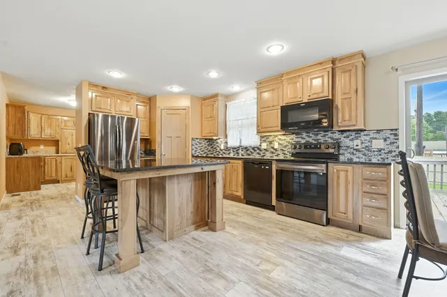 $321,500 | N1152 Spruce Road, Bloomfield, WI 53128