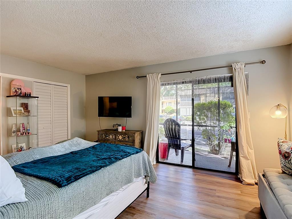 11805 Raintree Lake Lane, Unit B Temple Terrace, FL 33617 - Photo 20 of 35