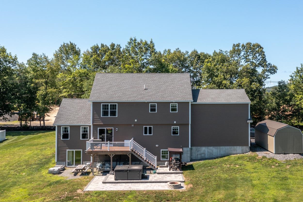 40 Hayden Road Pelham, NH 03076 - Photo 5 of 40