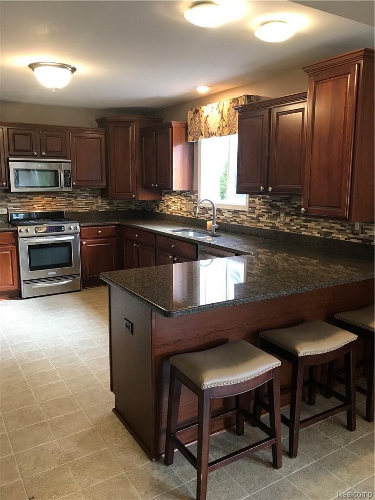 19787 Gill Road Livonia, MI 48152 - Photo 25 of 40 image5.jpeg
