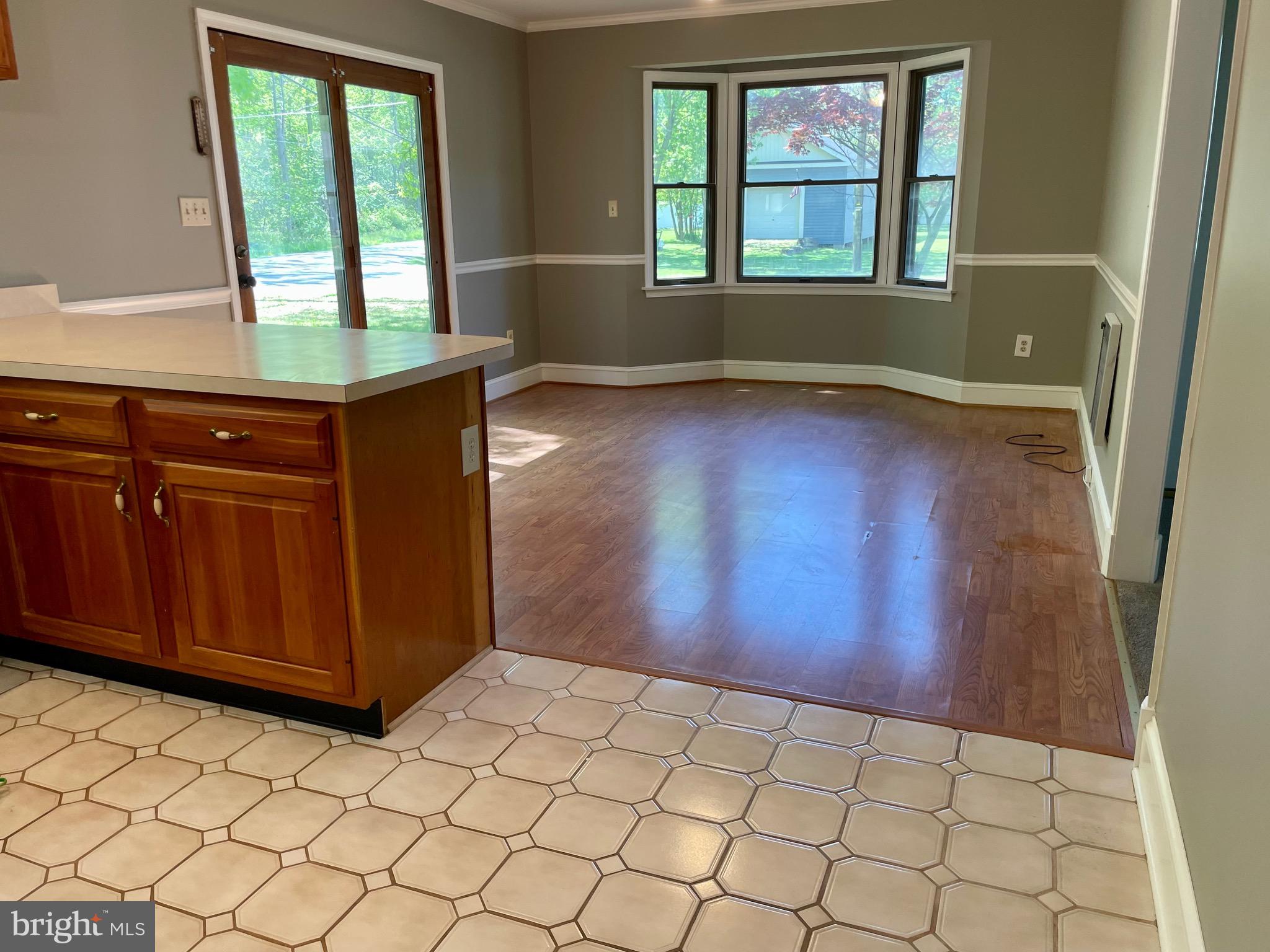 7833 Appletree Road Pasadena, MD 21122 - Photo 12 of 21 Open floor concept