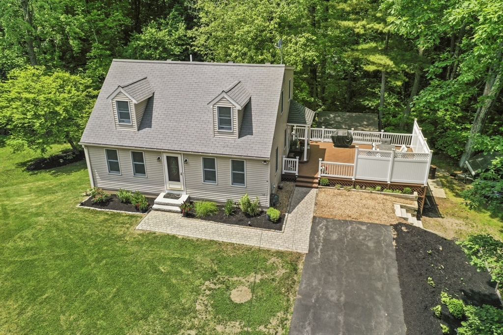 23 Cove Road Lunenburg, MA 01462 - Photo 1 of 42 a view of a house with a yard