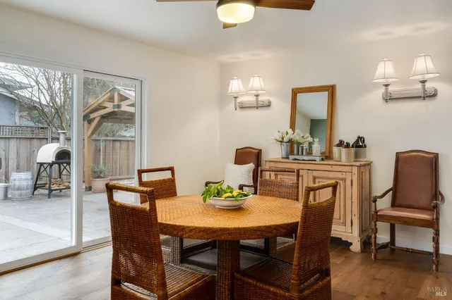 $925,000 | 1225 El Centro Avenue, Napa, CA 94558