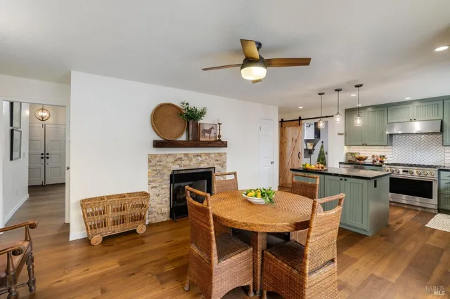 $925,000 | 1225 El Centro Avenue, Napa, CA 94558