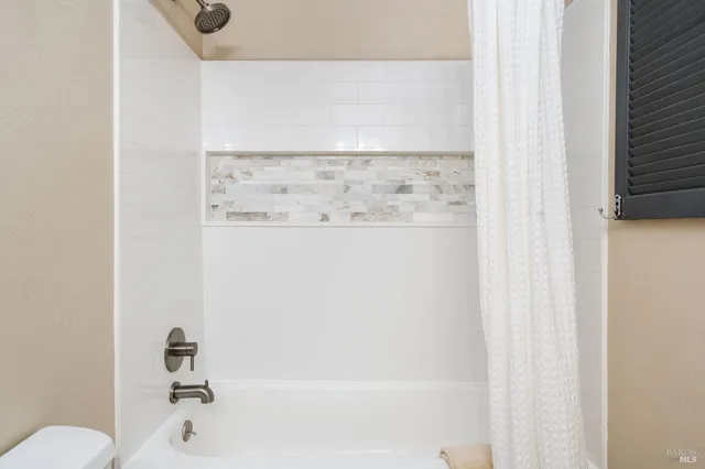 $925,000 | 1225 El Centro Avenue, Napa, CA 94558