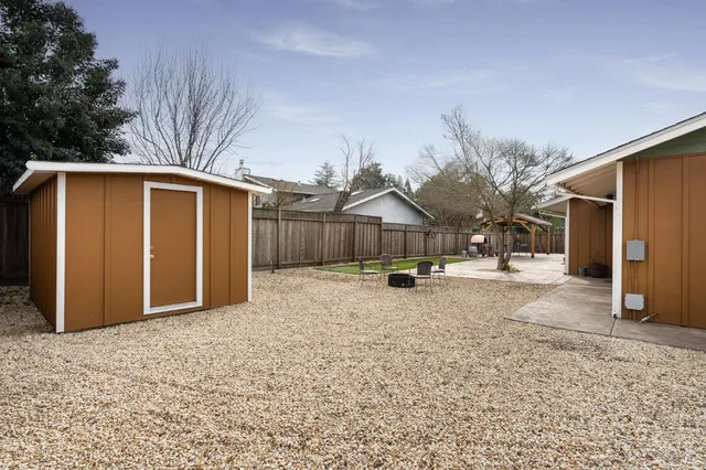 $925,000 | 1225 El Centro Avenue, Napa, CA 94558