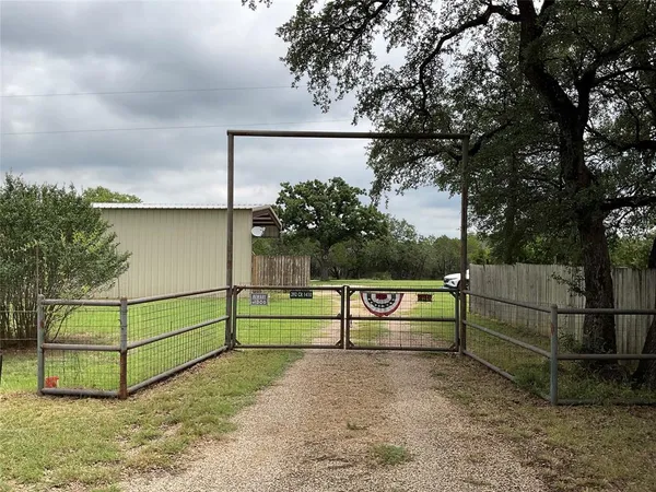 $325,000 | 392 County Road 1410, Morgan, TX 76671