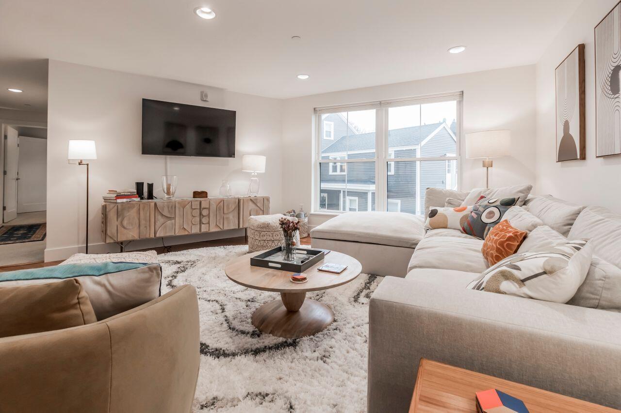 25 High Street, Unit 305 Portland, ME 04101 - Photo 13 of 42 20240223KC-71017