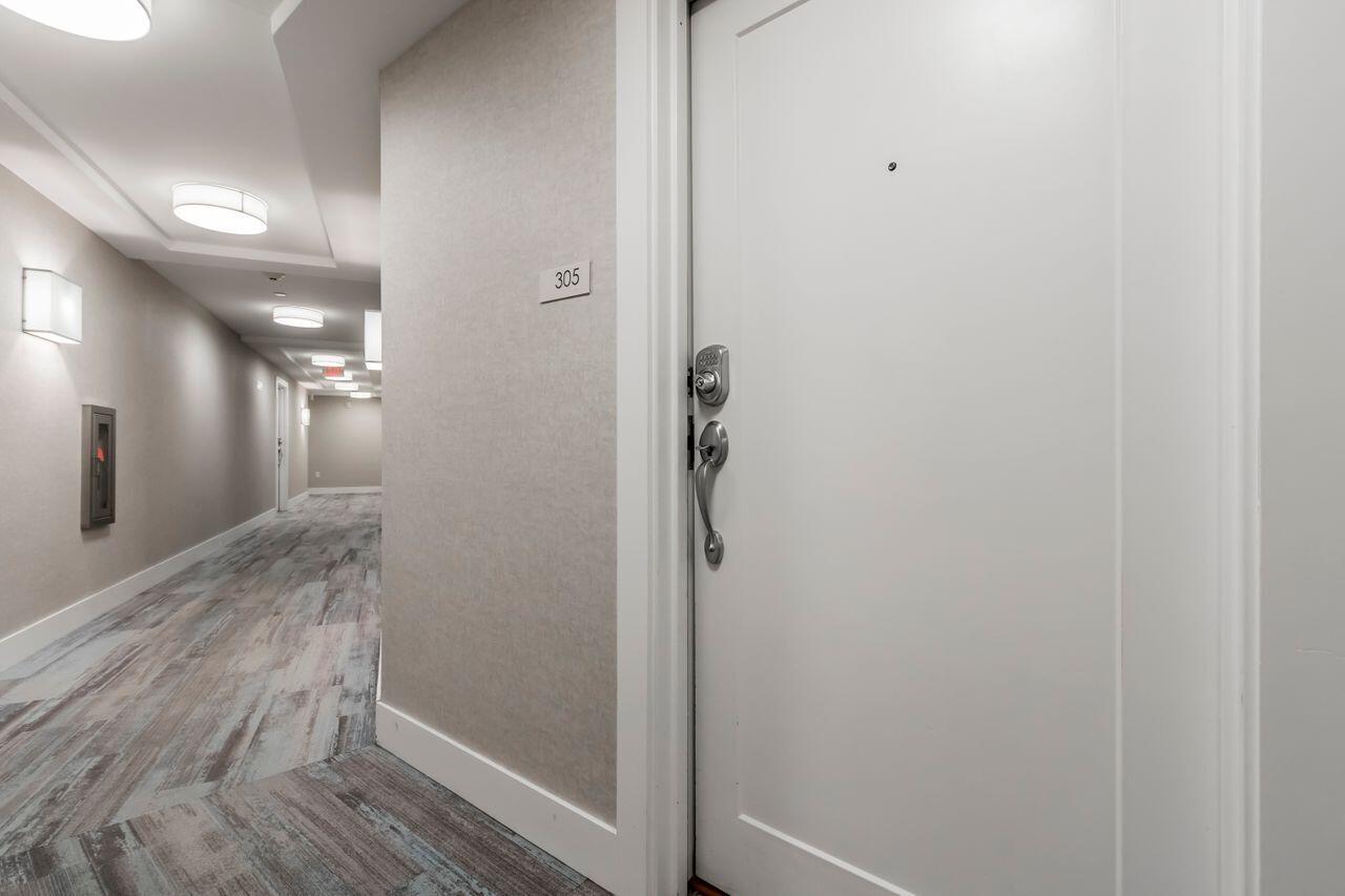 25 High Street, Unit 305 Portland, ME 04101 - Photo 4 of 42 20240223KC-71051