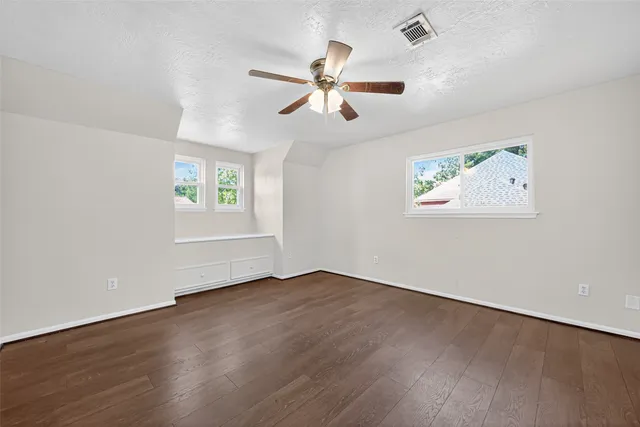 $320,000 | 19234 Lakeshire Street, Humble, TX 77346