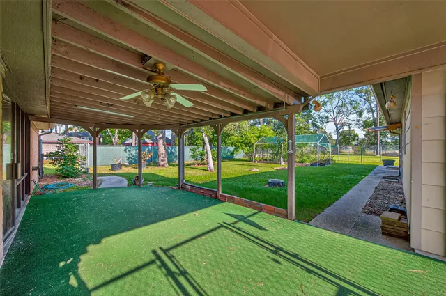 $320,000 | 19234 Lakeshire Street, Humble, TX 77346